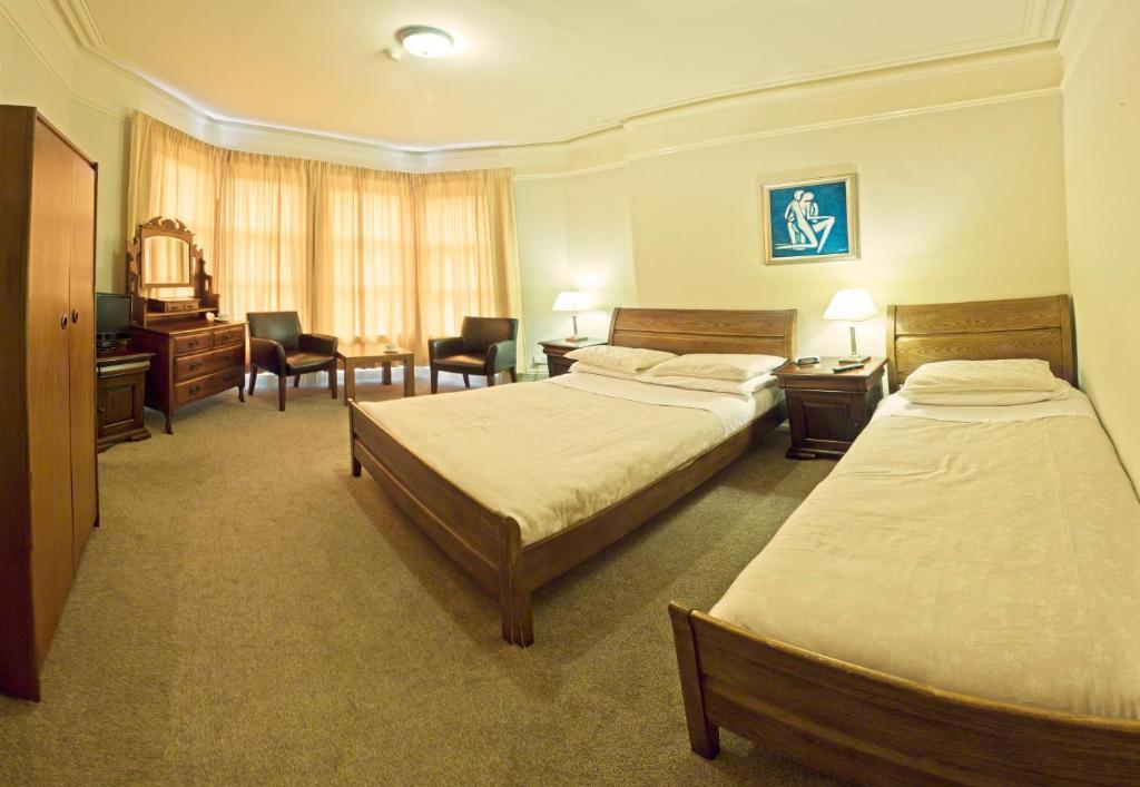 Somerton House Only Гостевой дом